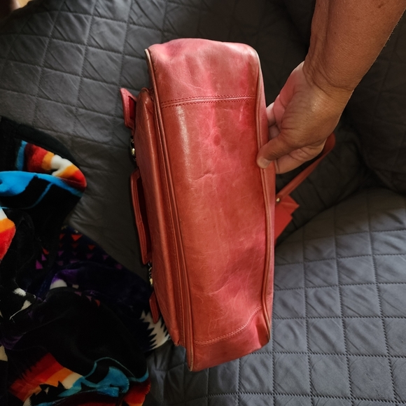 COACH GUC XL POPPY SALMON LEATHER NORTH/SOUTH TOTE BAG - Picture 7 of 14